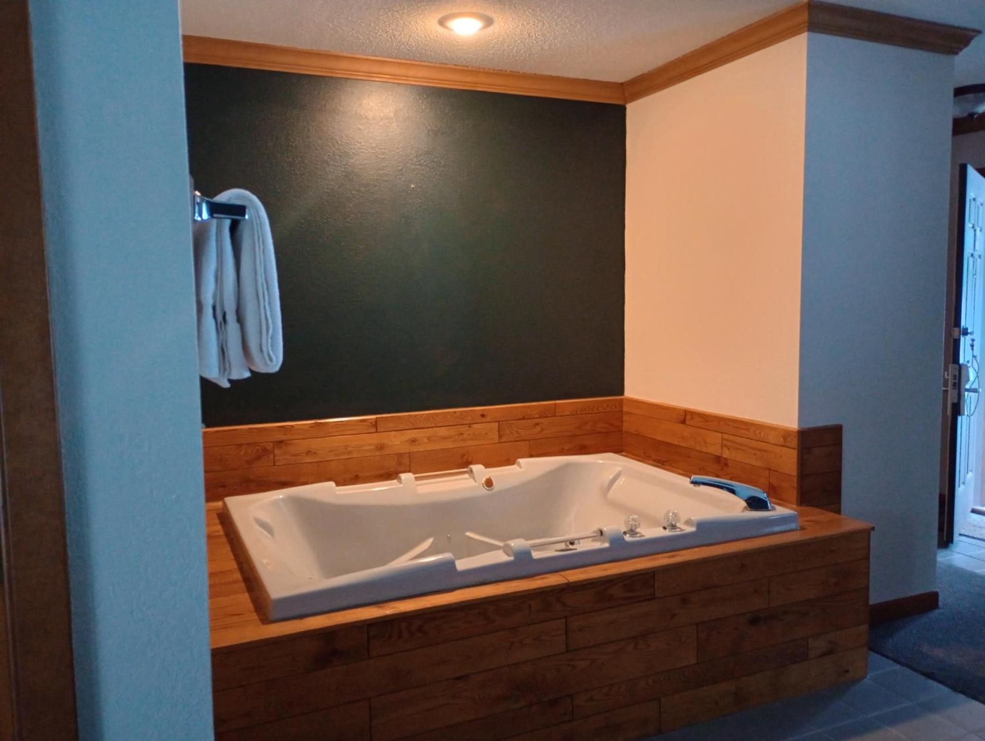 Hotel Centerstone Lake-aire Tomahawk