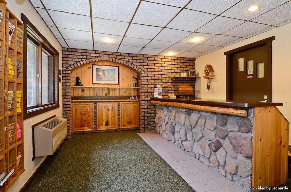 Hotel Centerstone Lake-aire 2*