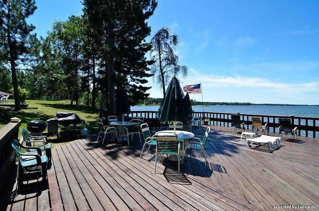 Centerstone Lake-aire 2* Tomahawk