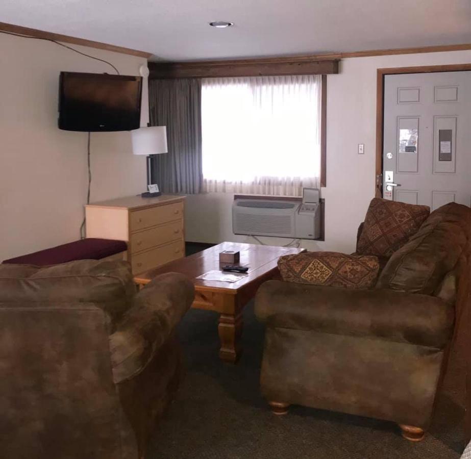 Centerstone Lake-aire 2*